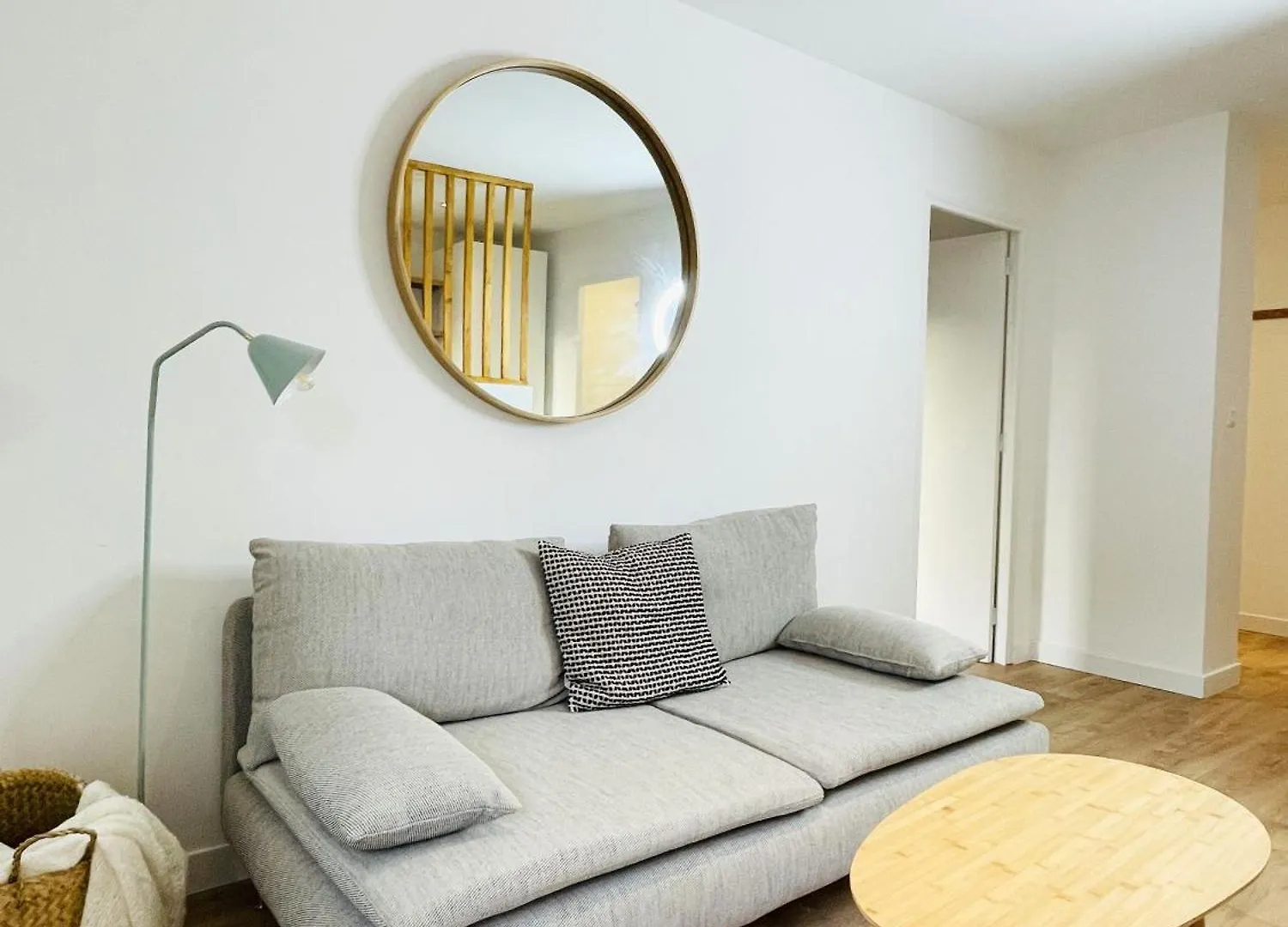 Marseille Chic Appartement T4 contacts